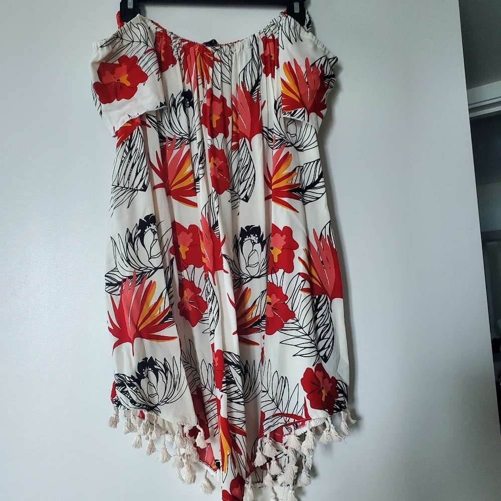 Ava Sky Dress Sunkiss in Cream Lotus Size Small NWT